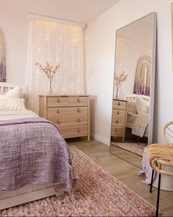 105 Mẫu Decor trang trí phòng ngủ đẹp với sắc tím cho nữ