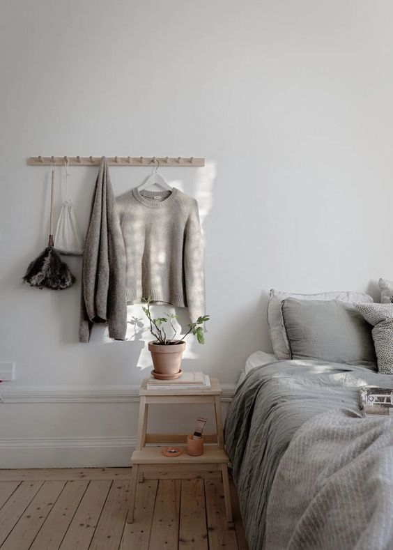 112 Cách Decor TƯỜNG Phòng ngủ móc treo quần áo