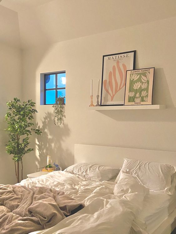 112 Cách Decor TƯỜNG Phòng ngủ với kệ treo tường