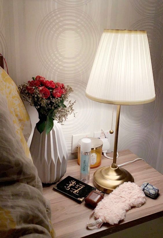 98 Cách trang trí phòng ngủ Chill với đèn ngủ vintage
